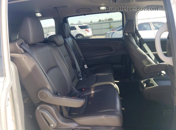 5FNRL6H79KB110035 2019 HONDA ODYSSEY White Սալոնի հետևի տեսք