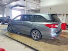 2018 Honda Odyssey Touring Silver vin: 5FNRL6H84JB009167