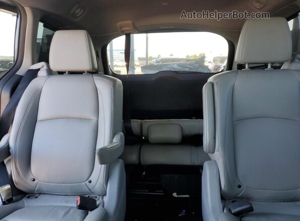 5FNRL6H86JB006562 2018 HONDA ODYSSEY Серебряный Вид задних сидений