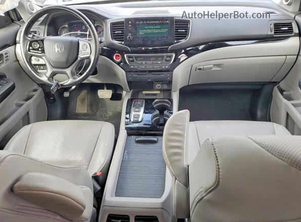 5FNYF6H09KB049159 2019 HONDA PILOT Серебряный Вид панели приборов