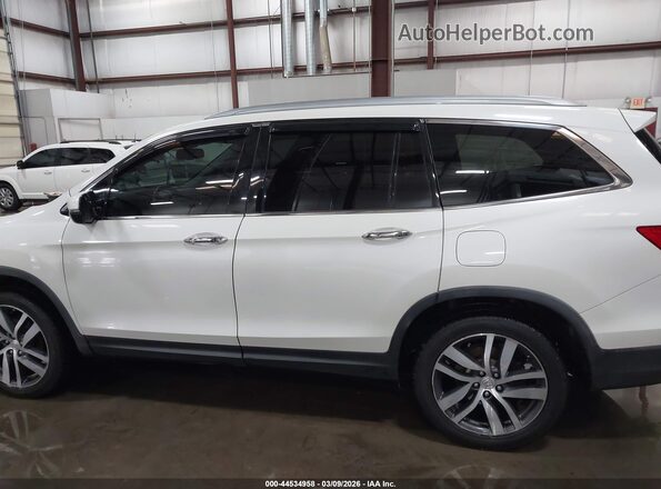 5FNYF6H98JB025402 2018 HONDA PILOT White 