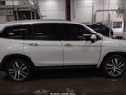 2018 Honda Pilot Touring White vin: 5FNYF6H98JB025402