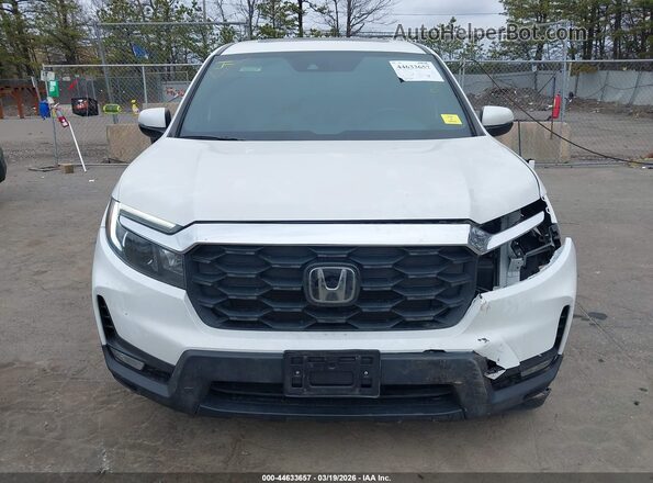 5FNYF8H53PB024286 2023 HONDA PASSPORT White Vista interior trasera
