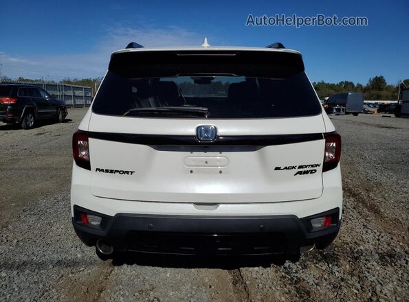 5FNYF8H87RB017953 2024 HONDA PASSPORT White უკანა ხედი