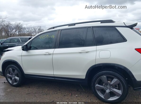 5FNYF8H91KB002038 2019 HONDA PASSPORT Белый Панорамный вид салона 360°