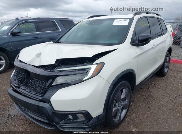 5FNYF8H91KB002038 2019 HONDA PASSPORT Белый Вид спереди