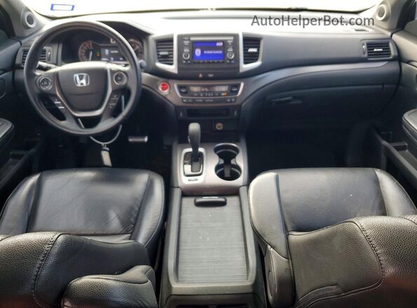5FPYK2F52HB002607 2017 HONDA RIDGELINE Silver Widok deski rozdzielczej