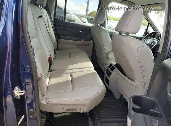 5FPYK2F61HB007094 2017 HONDA RIDGELINE Blue Widok tylnych siedzeń