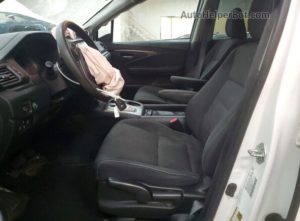 5FPYK3F11MB003079 2021 HONDA RIDGELINE Белый Вид салона спереди