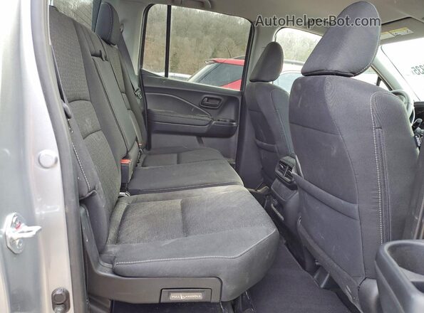 5FPYK3F11SB016265 2025 HONDA RIDGELINE Silver Vista de los asientos traseros