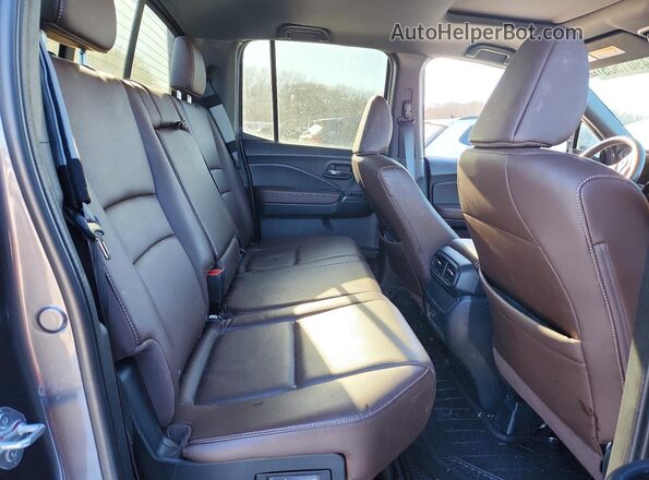 5FPYK3F50RB007635 2024 HONDA RIDGELINE Gray Widok tylnych siedzeń