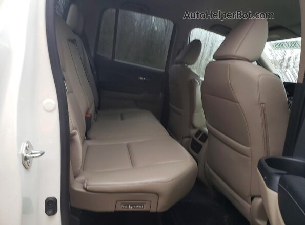 5FPYK3F51HB011398 2017 HONDA RIDGELINE Белый Вид задних сидений