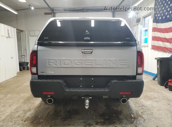 5FPYK3F59RB004765 2024 HONDA RIDGELINE Серебряный Вид сзади