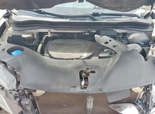 5FPYK3F63HB034500 2017 HONDA RIDGELINE Белый Вид задней части салона