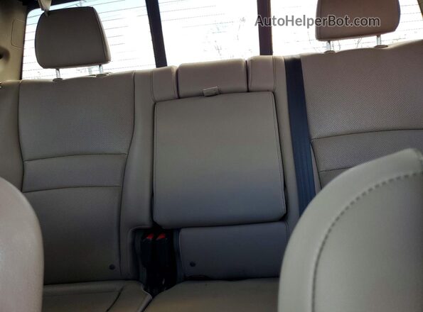 5FPYK3F74KB000050 2019 HONDA RIDGELINE Burgundy Widok tylnych siedzeń
