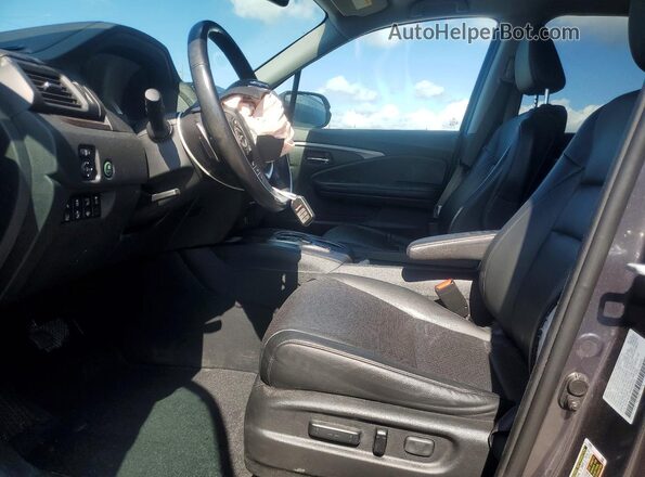 5FPYK3F78NB026252 2022 HONDA RIDGELINE Gray Widok wnętrza z przodu