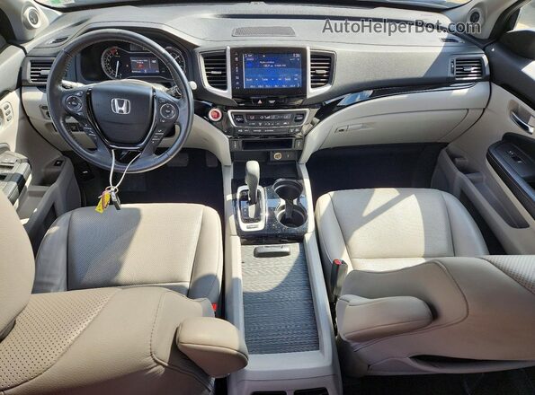 5FPYK3F79HB022585 2017 HONDA RIDGELINE Серебряный Вид панели приборов