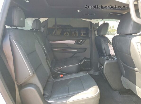 5GAERBRS0SJ276673 2025 BUICK ENCLAVE Белый Вид задней части салона