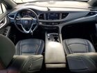2022 Buick Enclave Premium Белый vin: 5GAEVBKW2NJ129073