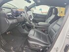 2025 Buick Enclave Avenir White vin: 5GAEVCRS6SJ101331
