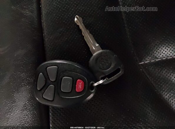 5GAKVBKD9HJ269403 2017 BUICK ENCLAVE Бордовый Вид панели приборов