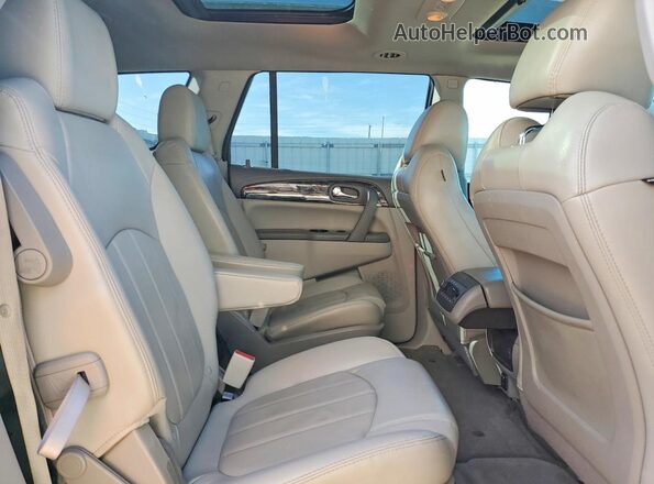 5GAKVCKD4GJ164076 2016 BUICK ENCLAVE White Widok wnętrza z tyłu