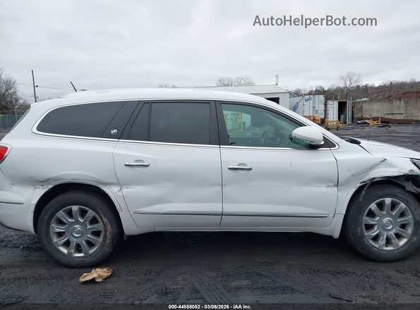 5GAKVCKD5HJ321678 2017 BUICK ENCLAVE Белый Вид задней части салона