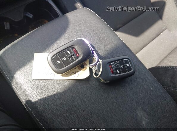 5J6RS4H41SL011875 2025 HONDA CR-V Серый Вид панели приборов