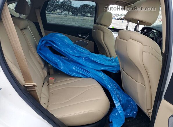 5J8TC2H5XPL010335 2023 ACURA RDX Белый Вид задней части салона