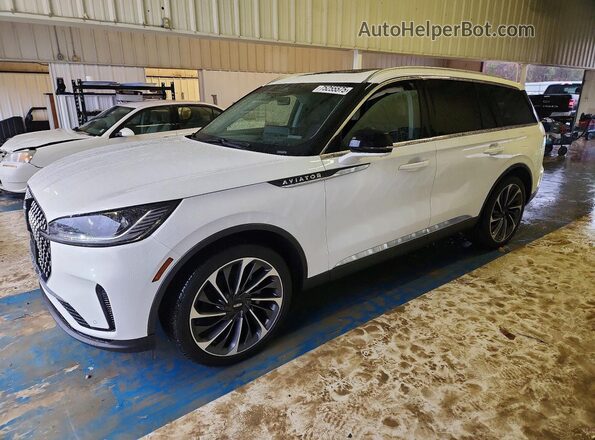 5LM5J7WC6SGL10461 2025 LINCOLN AVIATOR White Vista tres cuartos delantera izquierda