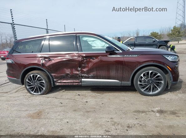 5LM5J7XC2LGL30528 2020 LINCOLN AVIATOR Бордовый Вид задней части салона