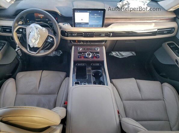 5LM5J7XC5RGL09407 2024 LINCOLN AVIATOR White Vista del salpicadero