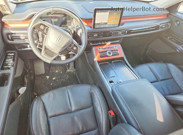 5LM5J7XC6RGL00084 2024 LINCOLN AVIATOR Белый Вид панели приборов
