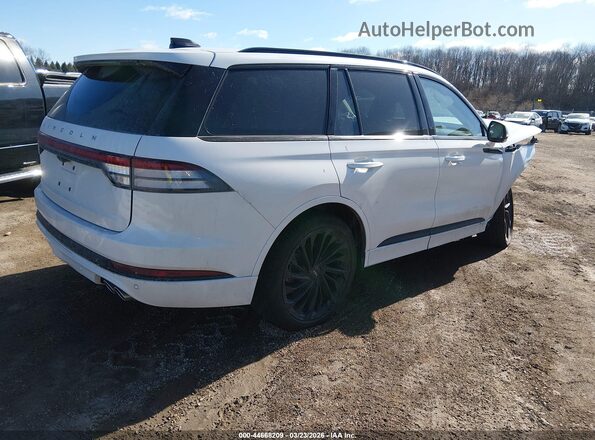 5LM5J7XC6SGL31938 2025 LINCOLN AVIATOR Белый Задняя правая четверть