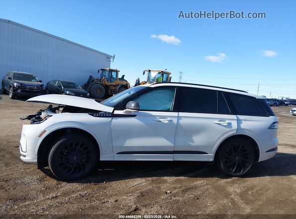 5LM5J7XC6SGL31938 2025 LINCOLN AVIATOR Белый Панорамный вид салона 360°