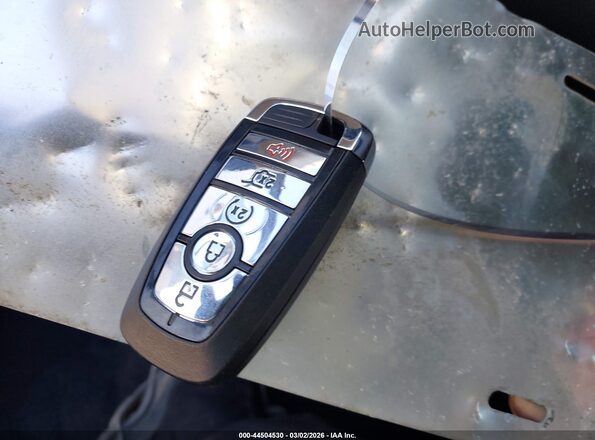 5LM5J7XC9SGL01719 2025 LINCOLN AVIATOR Белый Вид панели приборов