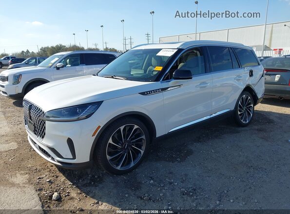 5LM5J7XC9SGL01719 2025 LINCOLN AVIATOR Белый Передняя левая четверть