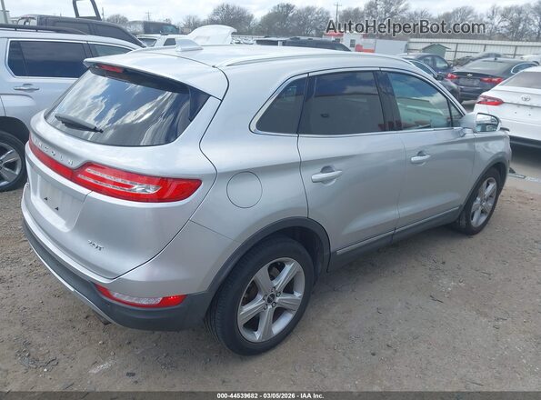 5LMCJ1C93HUL33865 2017 LINCOLN MKC Серебряный Задняя правая четверть