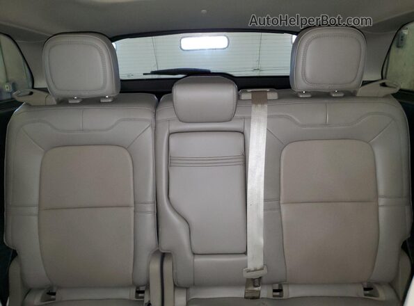 5LMCJ1C98MUL04498 2021 LINCOLN CORSAIR Blue Rear seats view