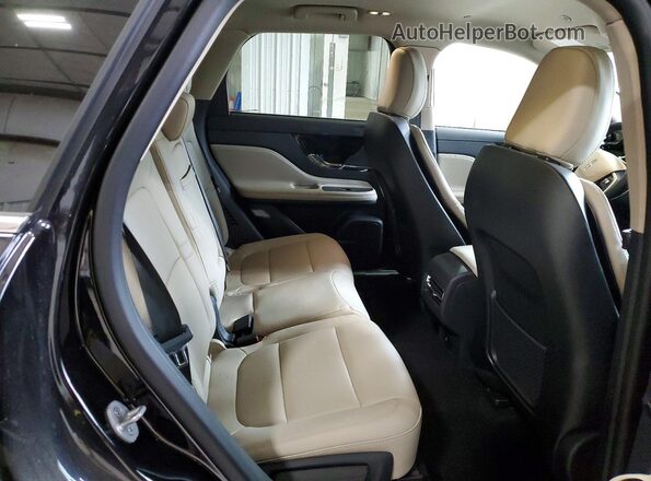 5LMCJ1DA5SUL25590 2025 LINCOLN CORSAIR Черный Вид задней части салона
