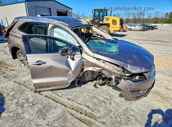 5LMCJ2C92KUL43638 2019 LINCOLN MKC Золотой Передняя правая четверть