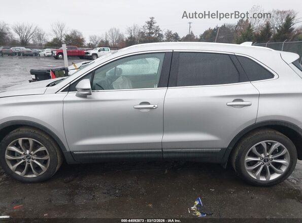 5LMCJ2C95KUL08186 2019 LINCOLN MKC Серебряный Панорамный вид салона 360°