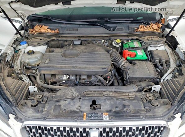 5LMCJ2C96LUL01779 2020 LINCOLN CORSAIR White Widok wnętrza z tyłu