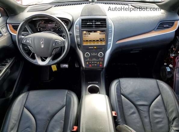 5LMCJ3C96HUL70419 2017 LINCOLN MKC Red Widok deski rozdzielczej