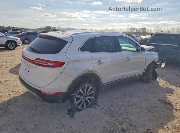 5LMCJ3C97KUL25903 2019 LINCOLN MKC Белый Задняя правая четверть