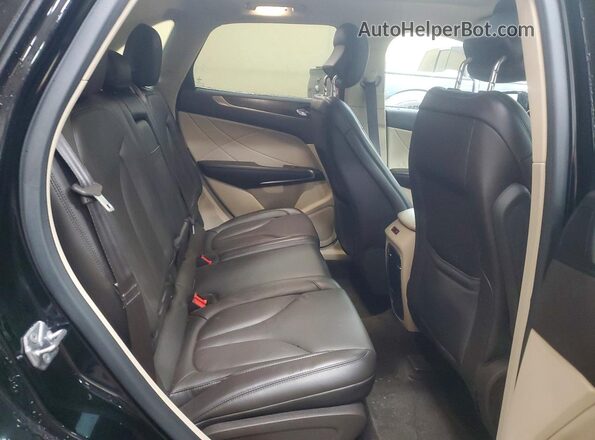 5LMCJ3D92HUL32023 2017 LINCOLN MKC Черный Вид задней части салона