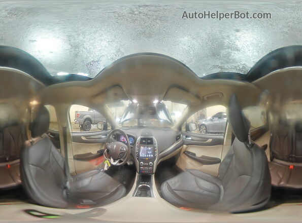 5LMCJ3D92HUL32023 2017 LINCOLN MKC Черный 