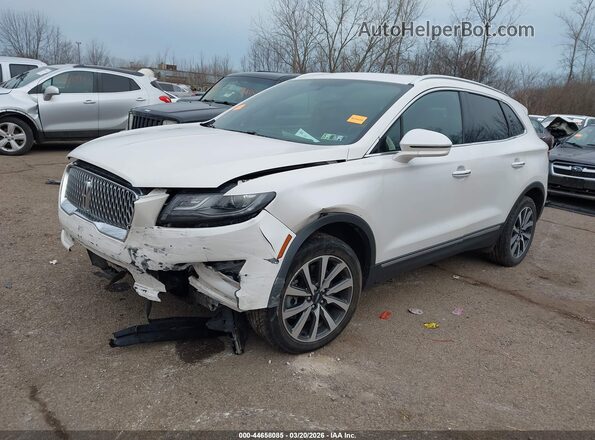 5LMCJ3D94KUL18034 2019 LINCOLN MKC Белый Передняя левая четверть