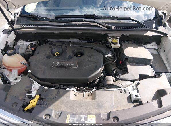 5LMCJ3D9XJUL28985 2018 LINCOLN MKC Белый Вид сзади