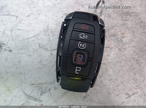 5LMCJ3D9XJUL28985 2018 LINCOLN MKC Белый Вид панели приборов